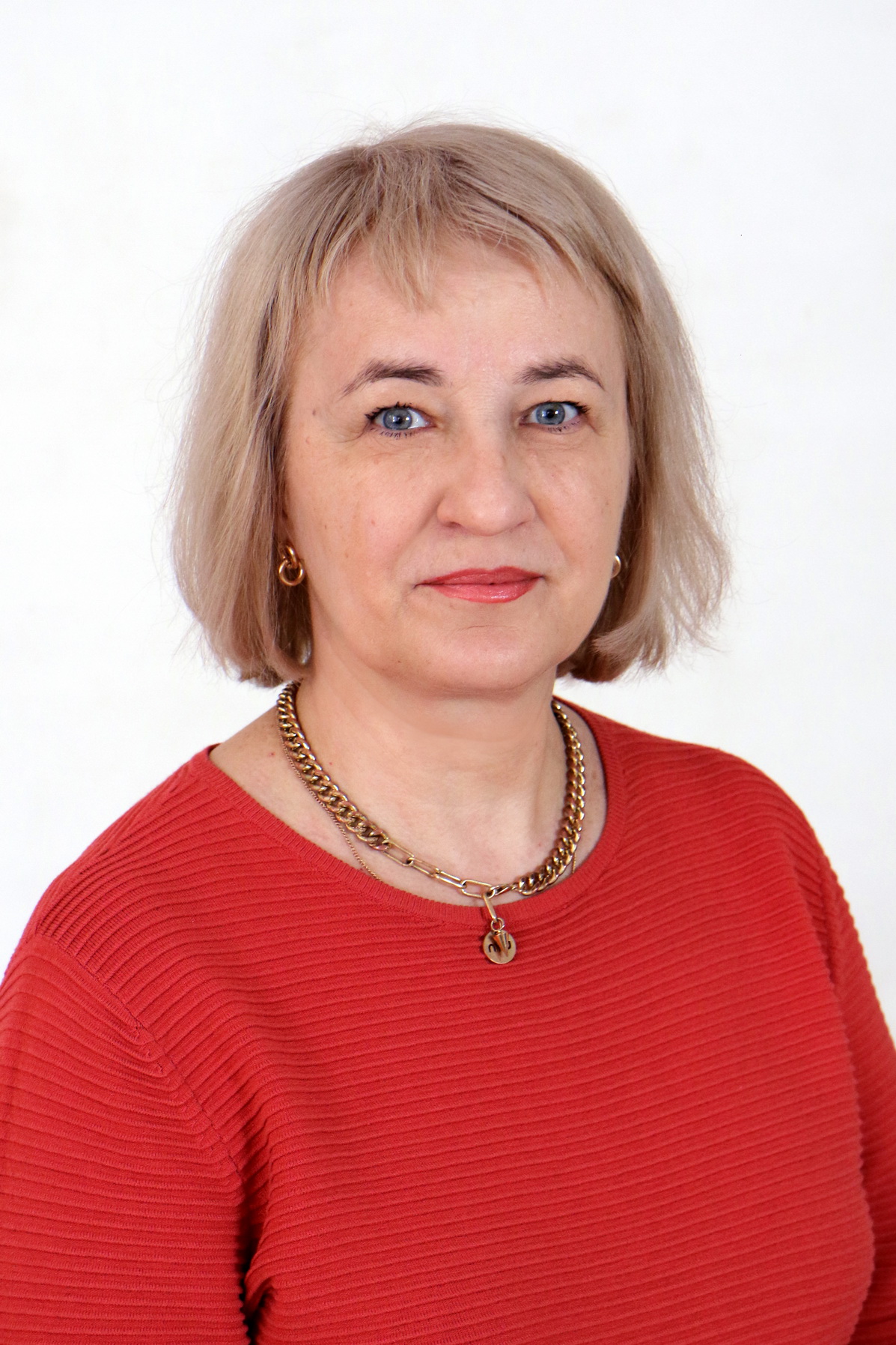 Сотникова Татьяна Ивановна.